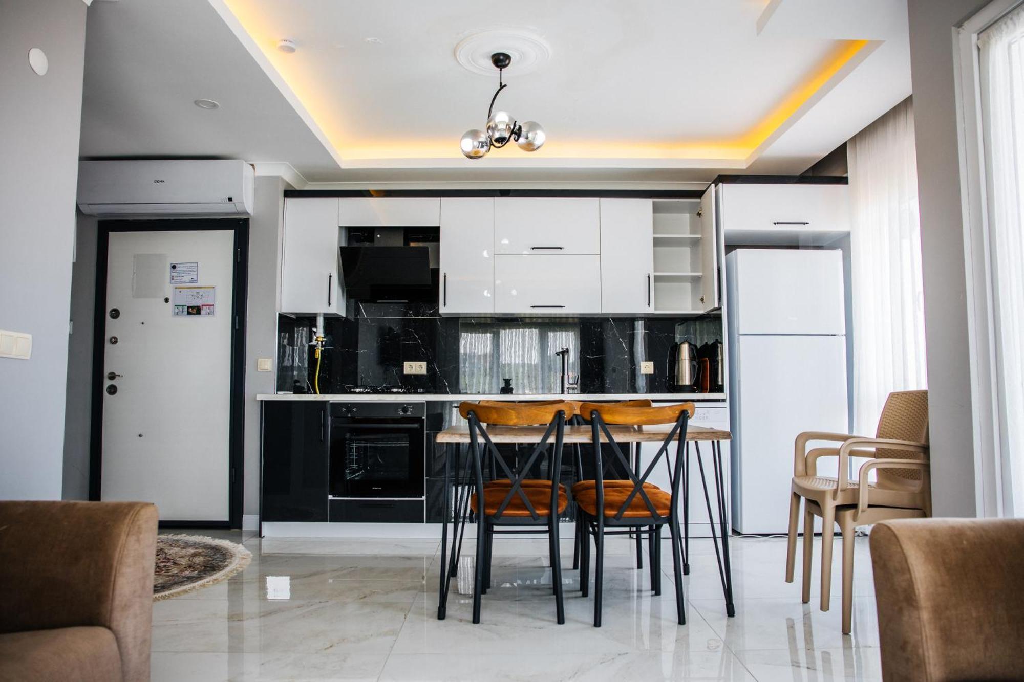トラブゾン Metehan Suit Apartアパートホテル エクステリア 写真