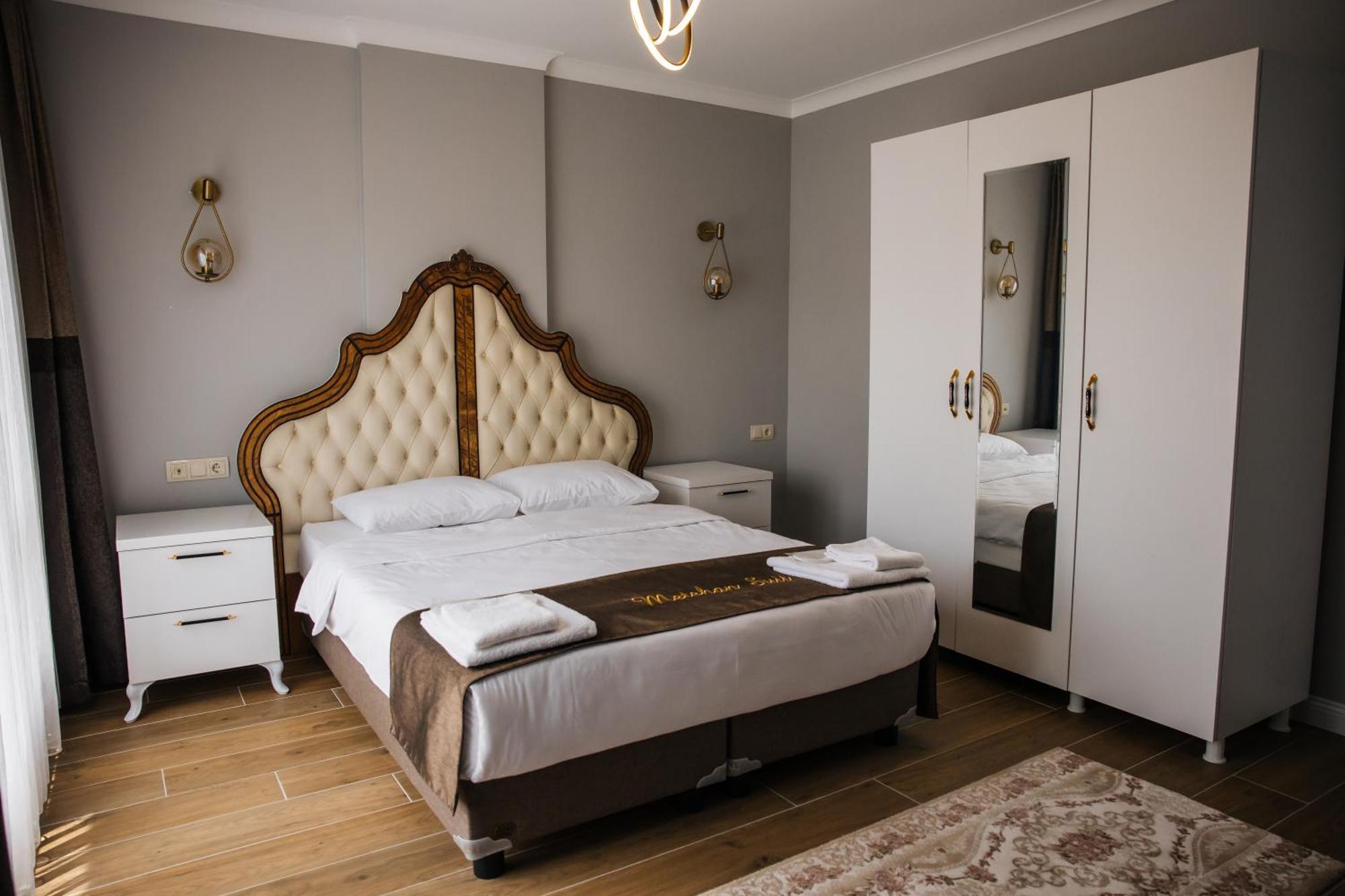 トラブゾン Metehan Suit Apartアパートホテル エクステリア 写真