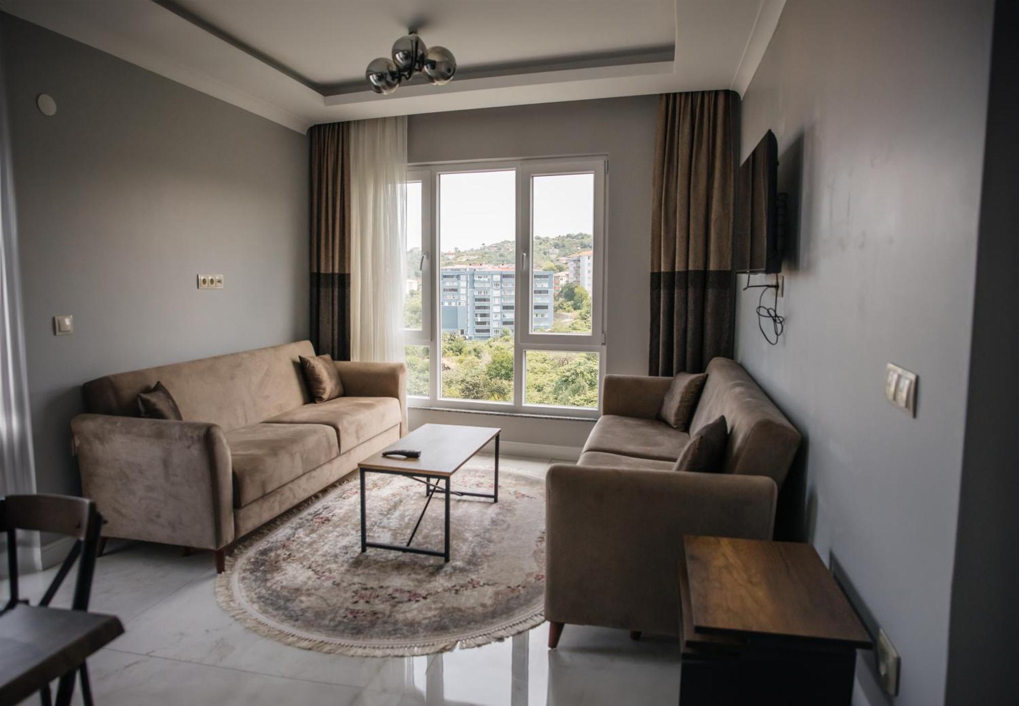 トラブゾン Metehan Suit Apartアパートホテル エクステリア 写真