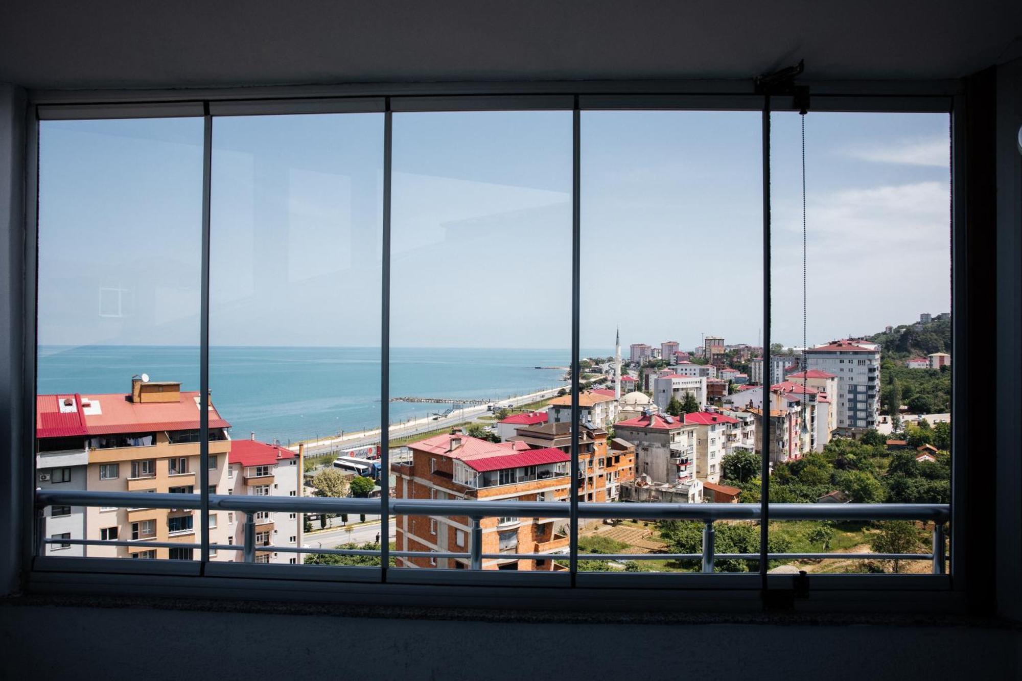 トラブゾン Metehan Suit Apartアパートホテル エクステリア 写真
