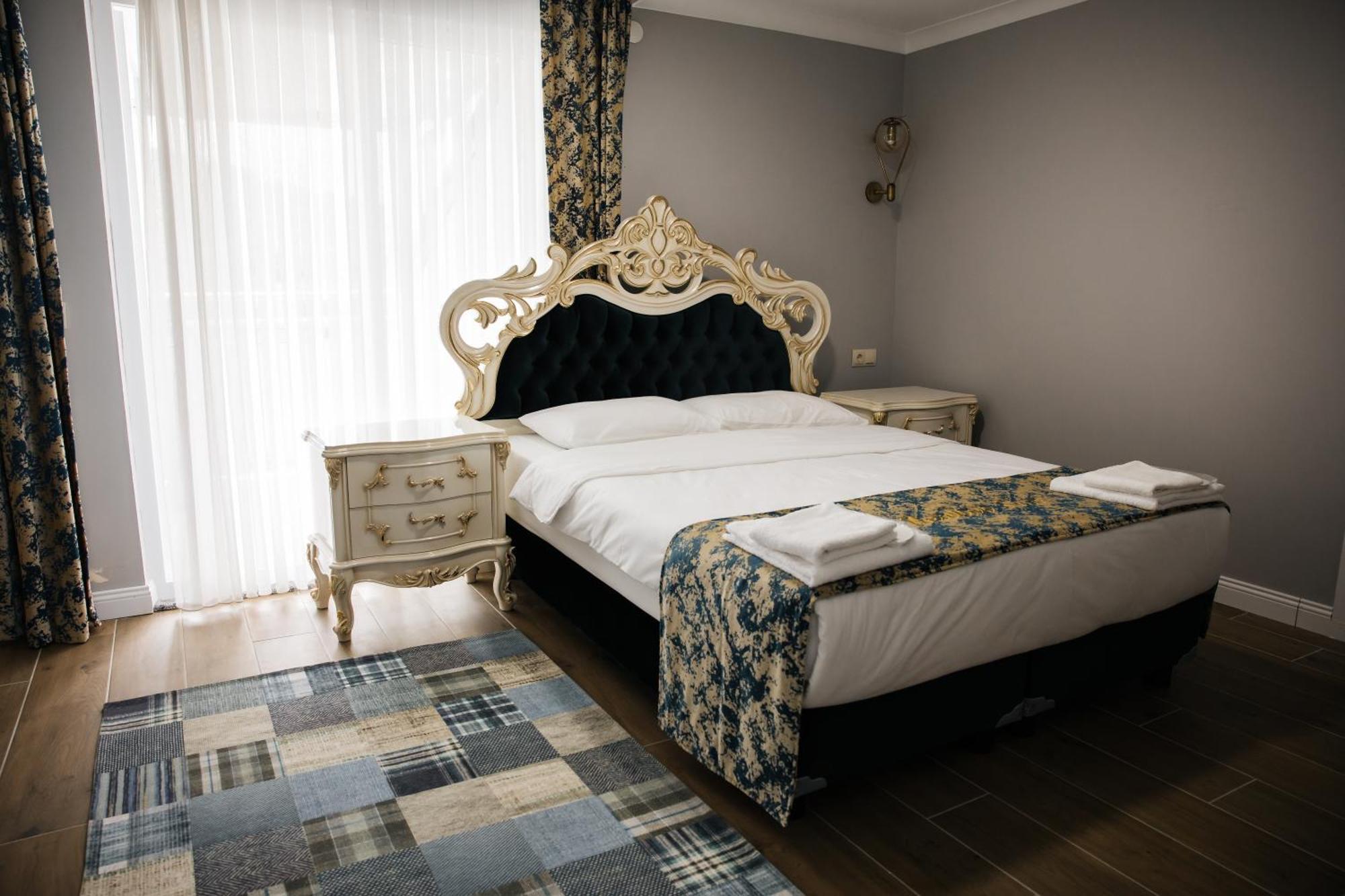 トラブゾン Metehan Suit Apartアパートホテル エクステリア 写真