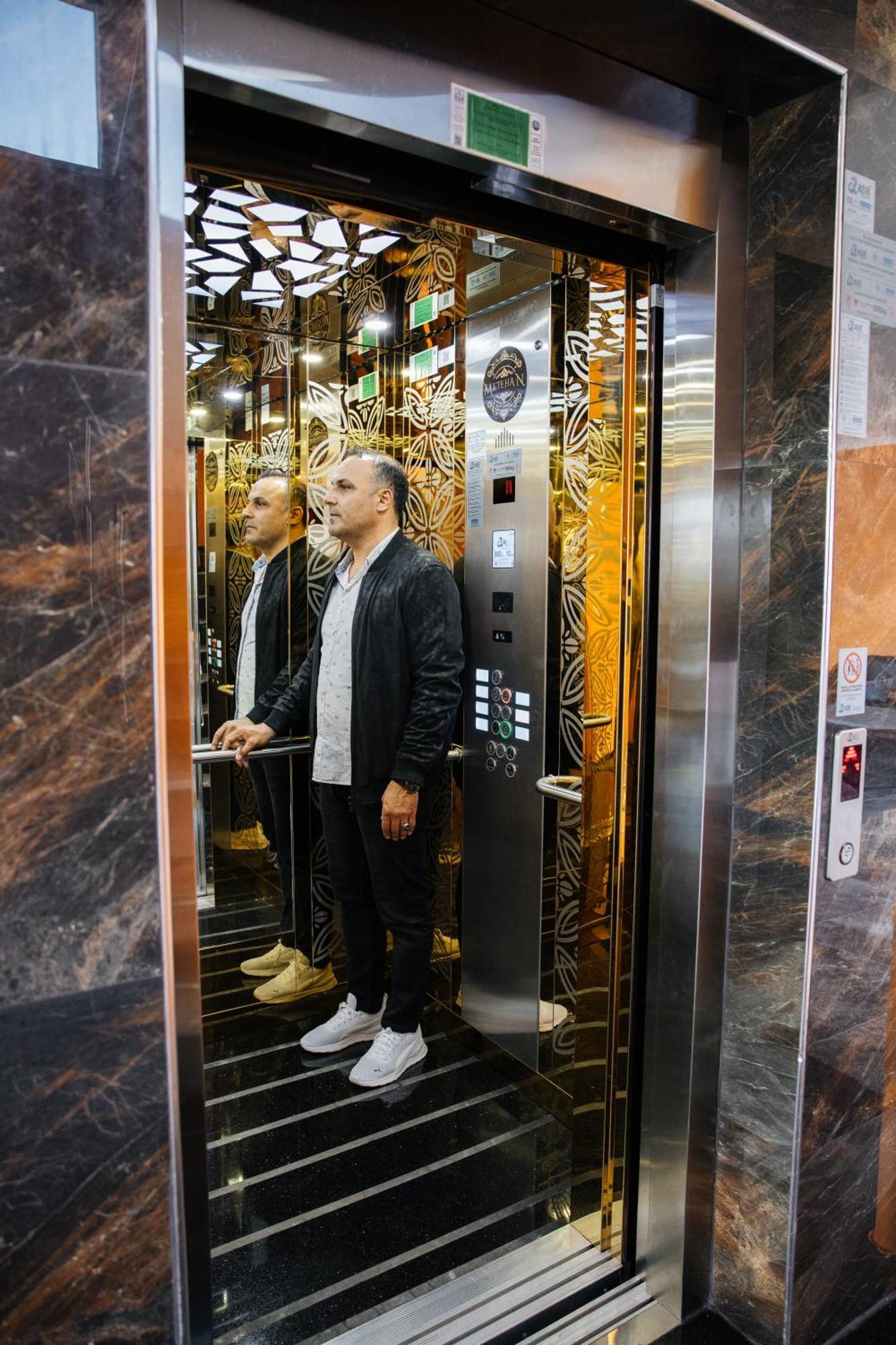 トラブゾン Metehan Suit Apartアパートホテル エクステリア 写真