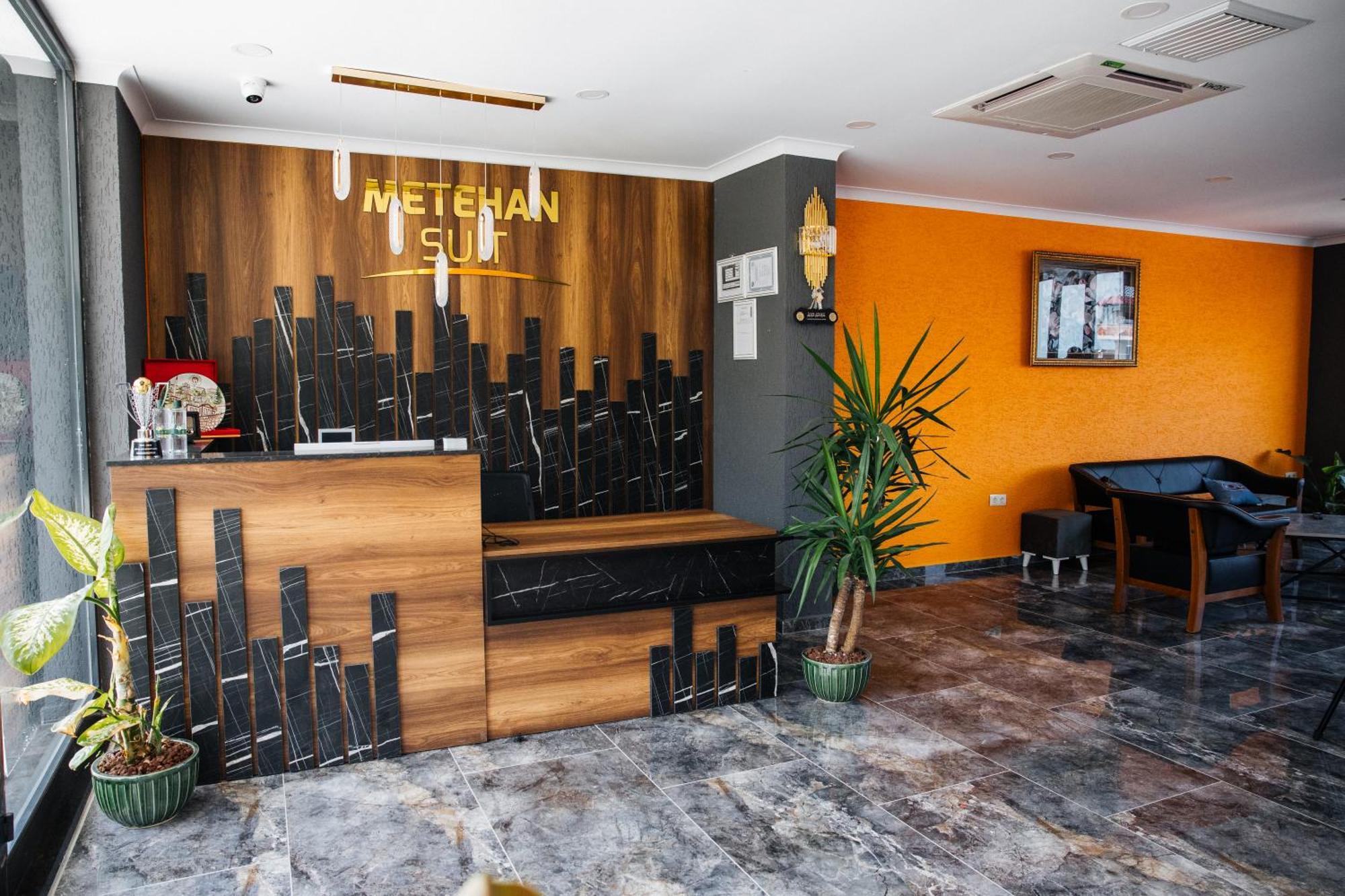 トラブゾン Metehan Suit Apartアパートホテル エクステリア 写真