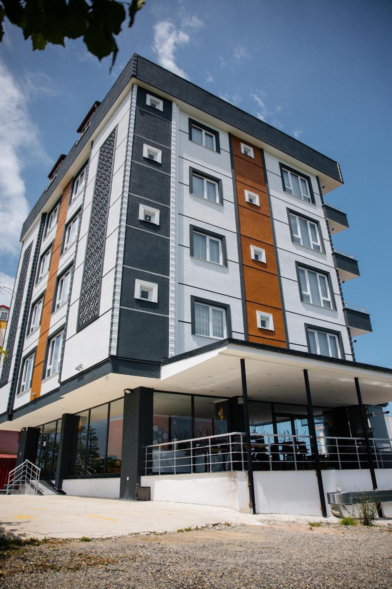 トラブゾン Metehan Suit Apartアパートホテル エクステリア 写真