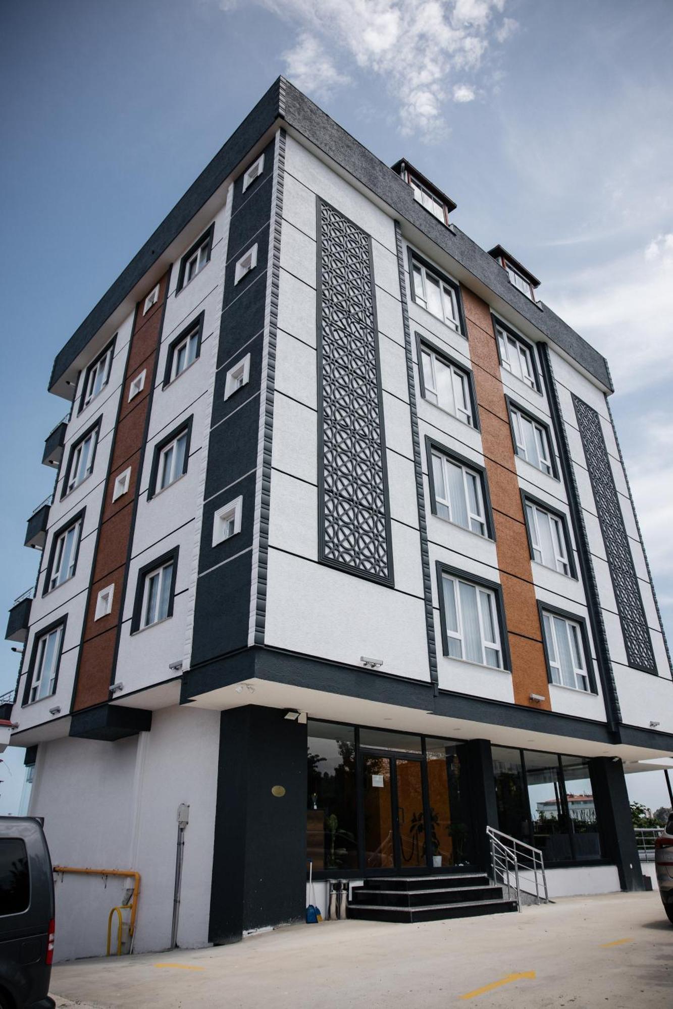 トラブゾン Metehan Suit Apartアパートホテル エクステリア 写真